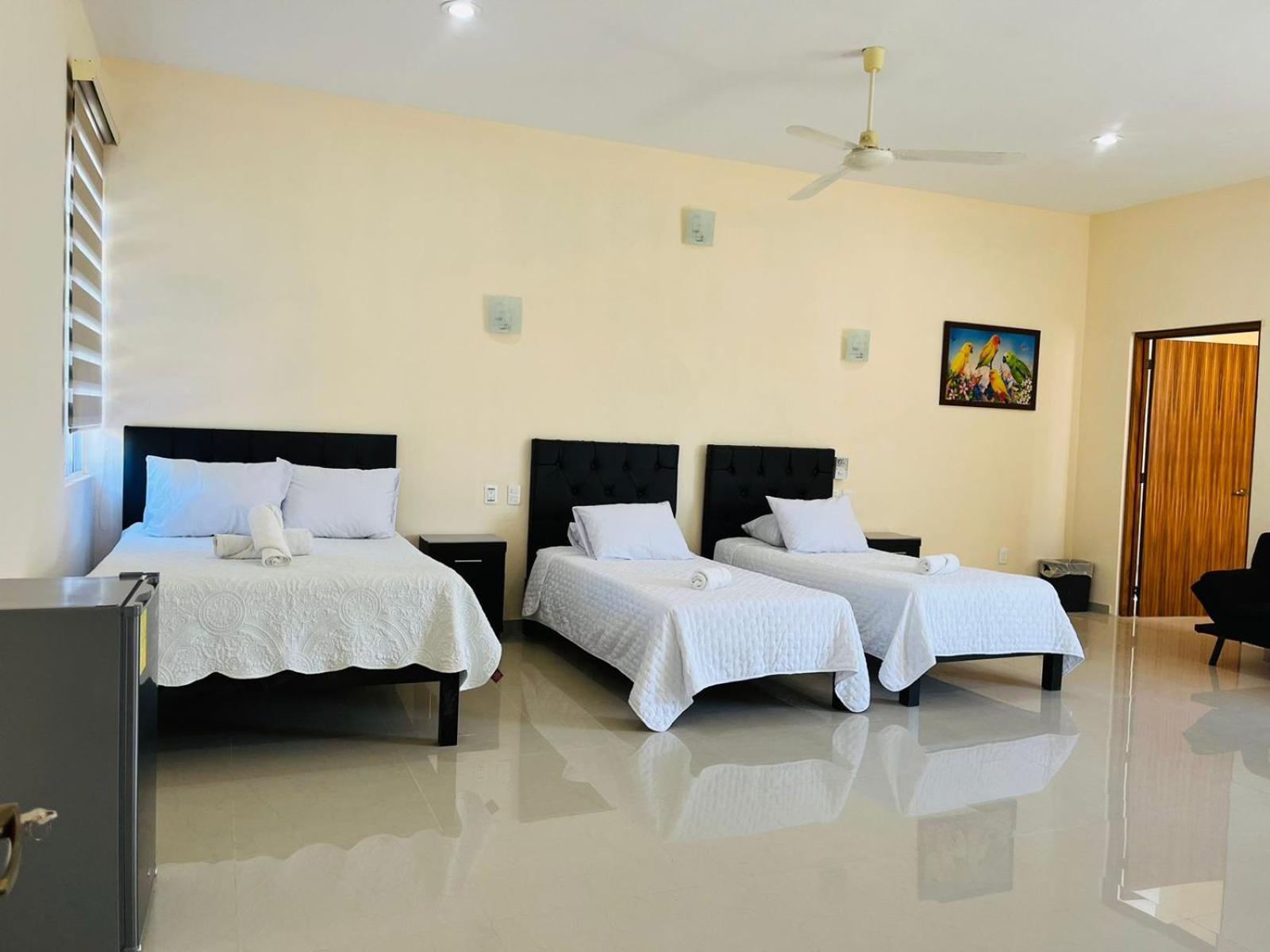 Villa Las Flores Country House Cancun Exterior photo